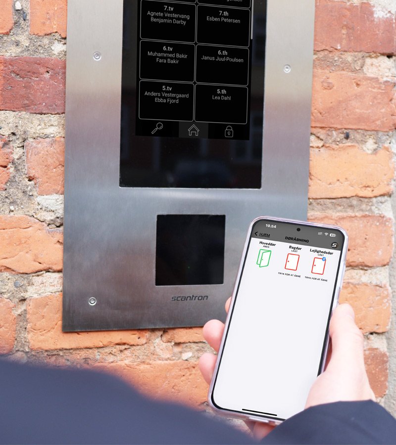 Doeraabning i MultiApp med SAGA doerstation guldbergs plads 800x900 - Integreret adgangskontrol i dørtelefoni