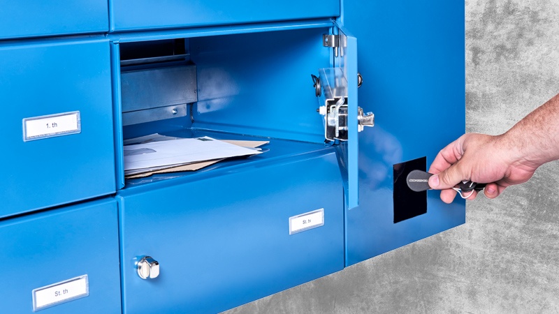 Serie610 med postkasser 800x450 - Serie 610 med postkasser
