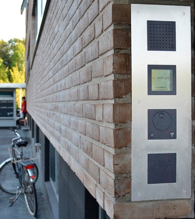 Sønderparken_udvalgt MIX Compact dørstation ved Sønderparken